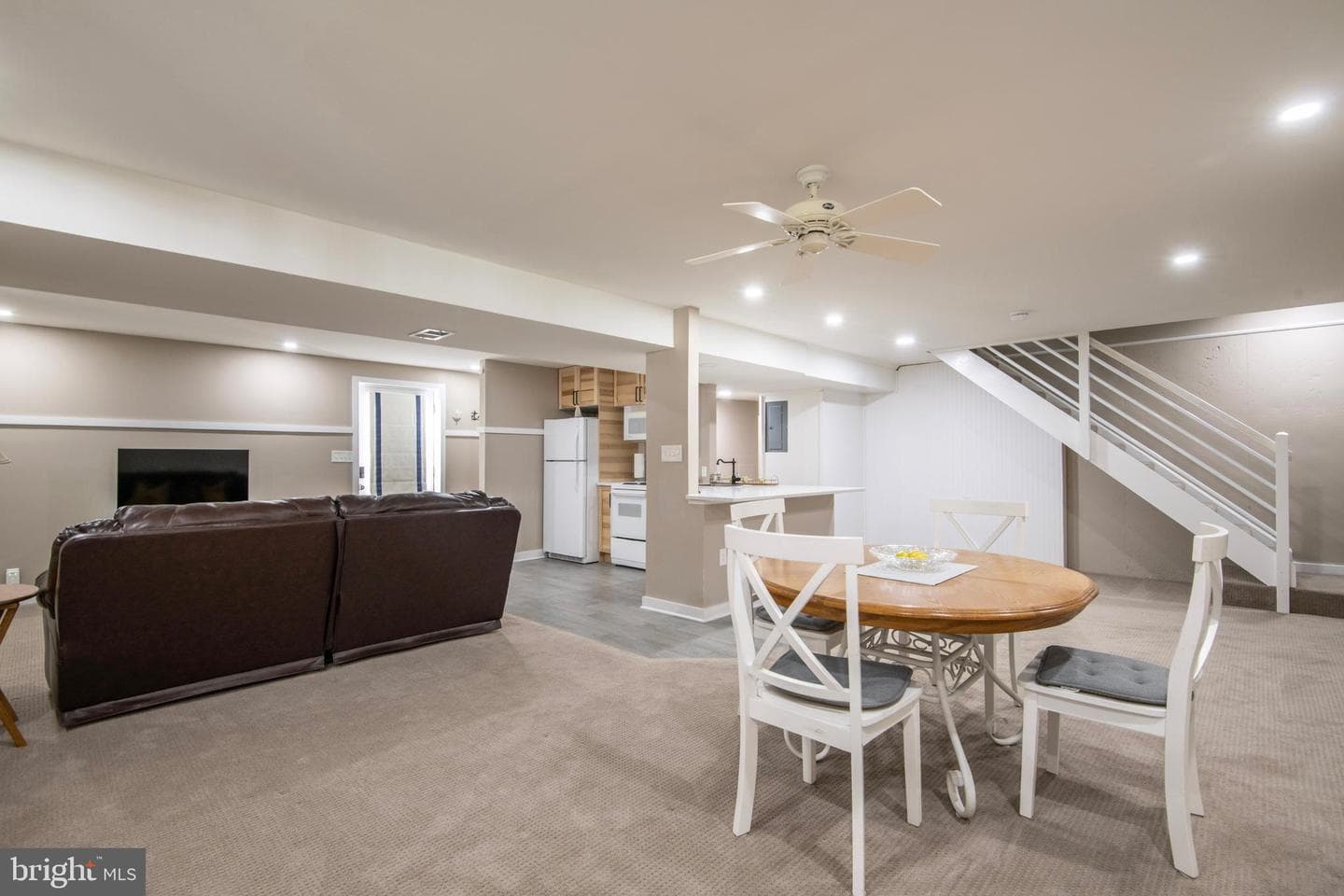 3646 N Carolina Ave. photo 44