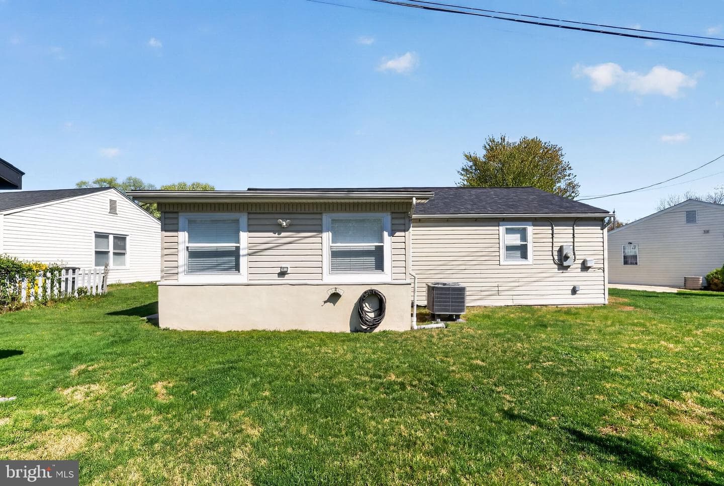 1807 Tower Road photo 13