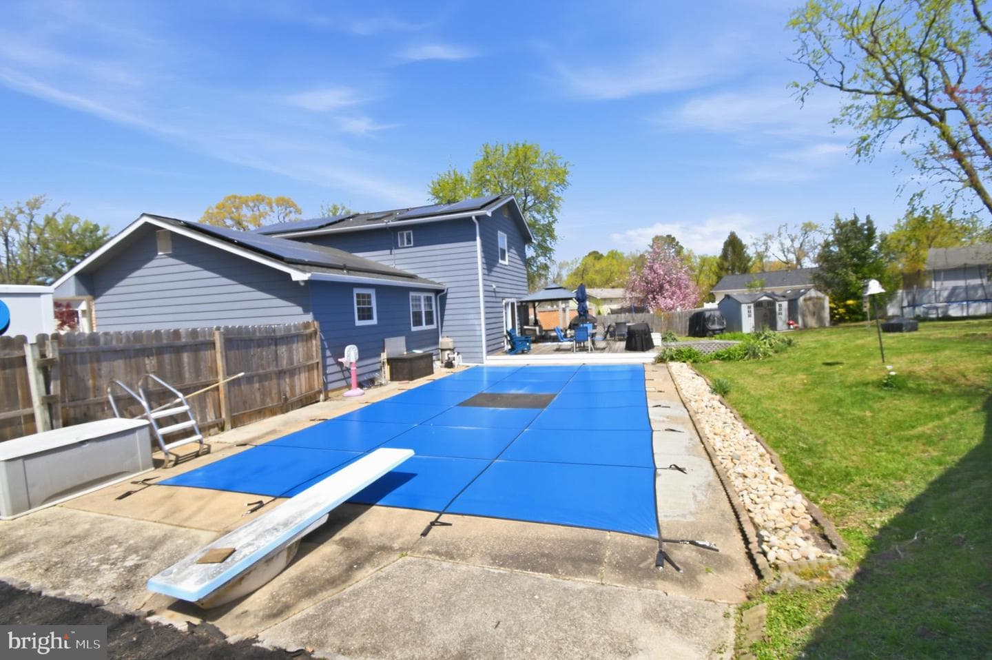 859 Birchwood Court photo 32