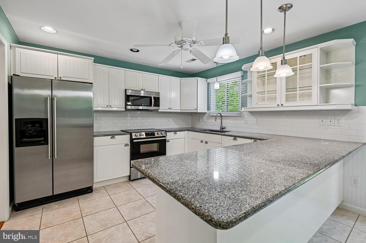 434 Peach Court photo 10