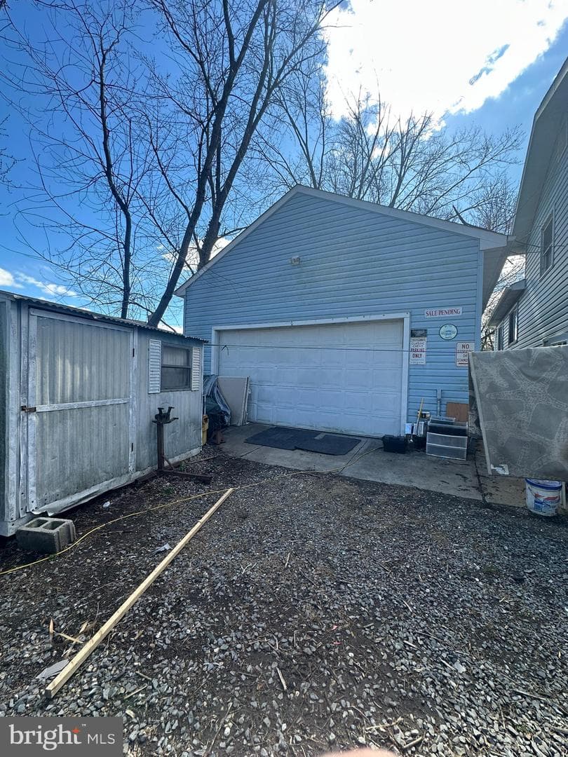 406 Elmwood Court photo 3