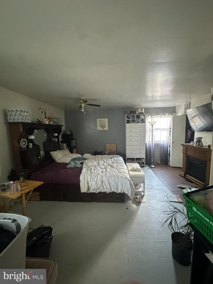 406 Elmwood Court photo 4