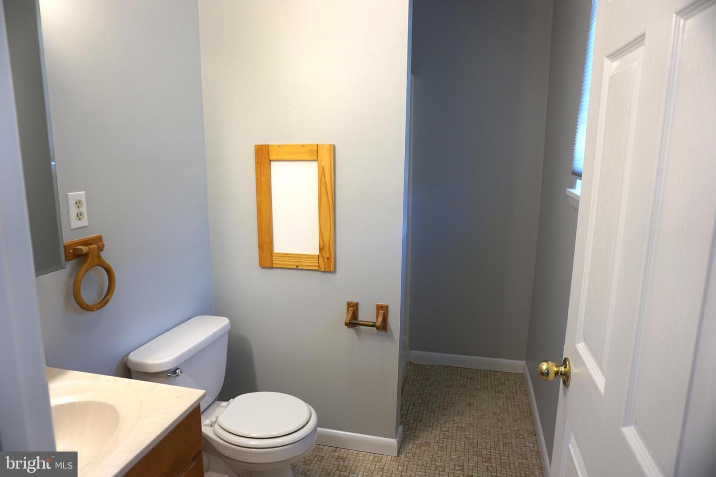 702 Londontown Road photo 26
