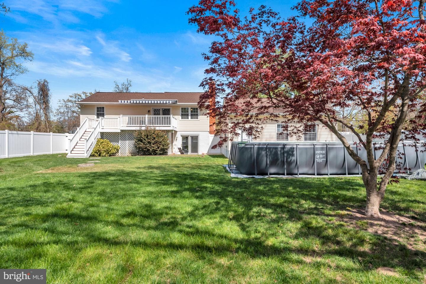 970 Magothy Avenue photo 31