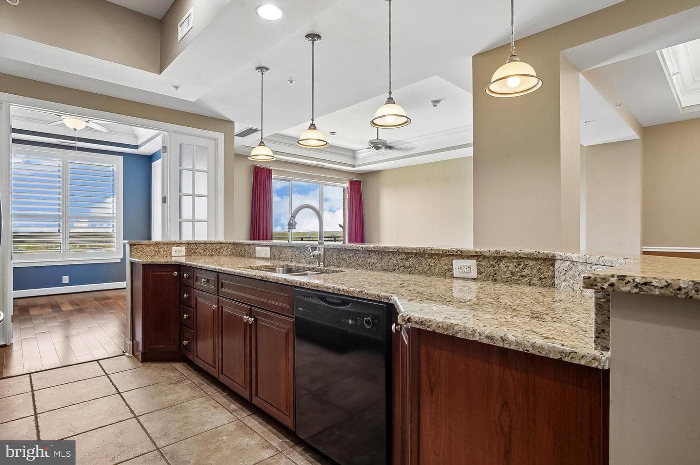 1915 Towne Centre Boulevard #915 photo 27
