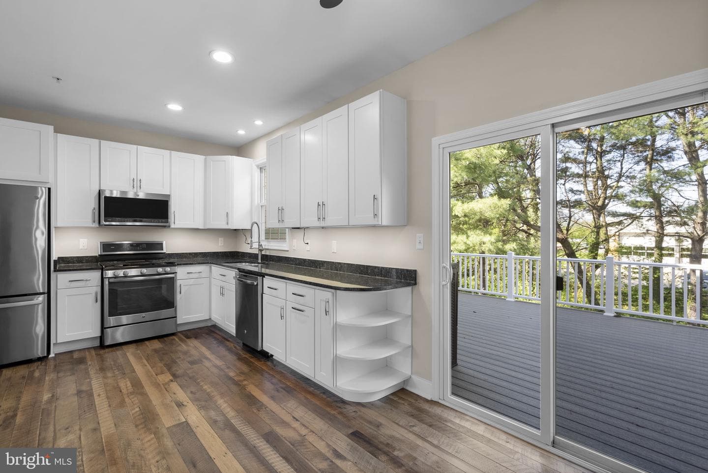 1304 Hill Born Drive photo 14