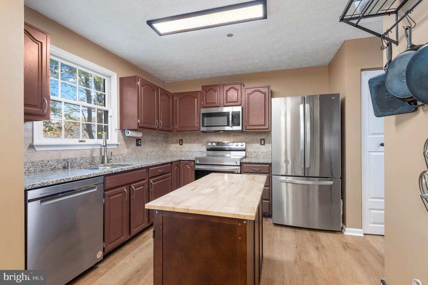 1315 Somerset Road photo 12
