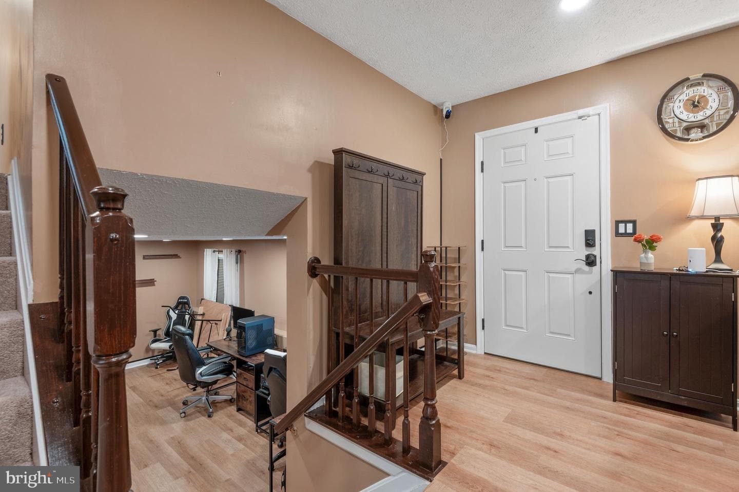 1315 Somerset Road photo 5