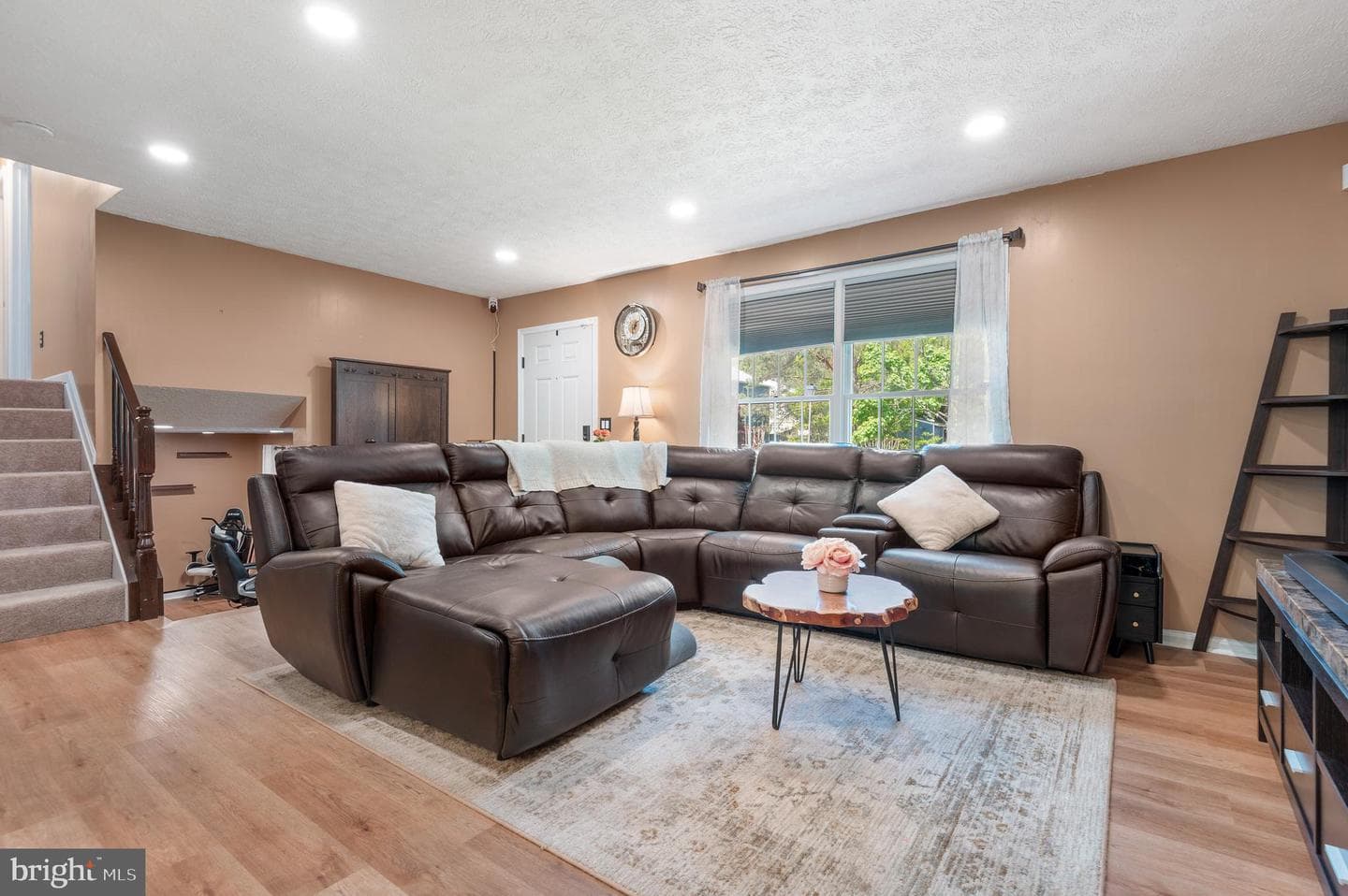 1315 Somerset Road photo 8