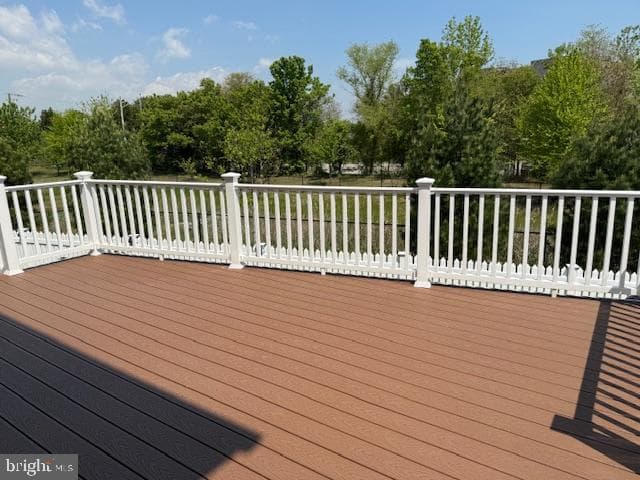 605 Strawberry Row photo 27
