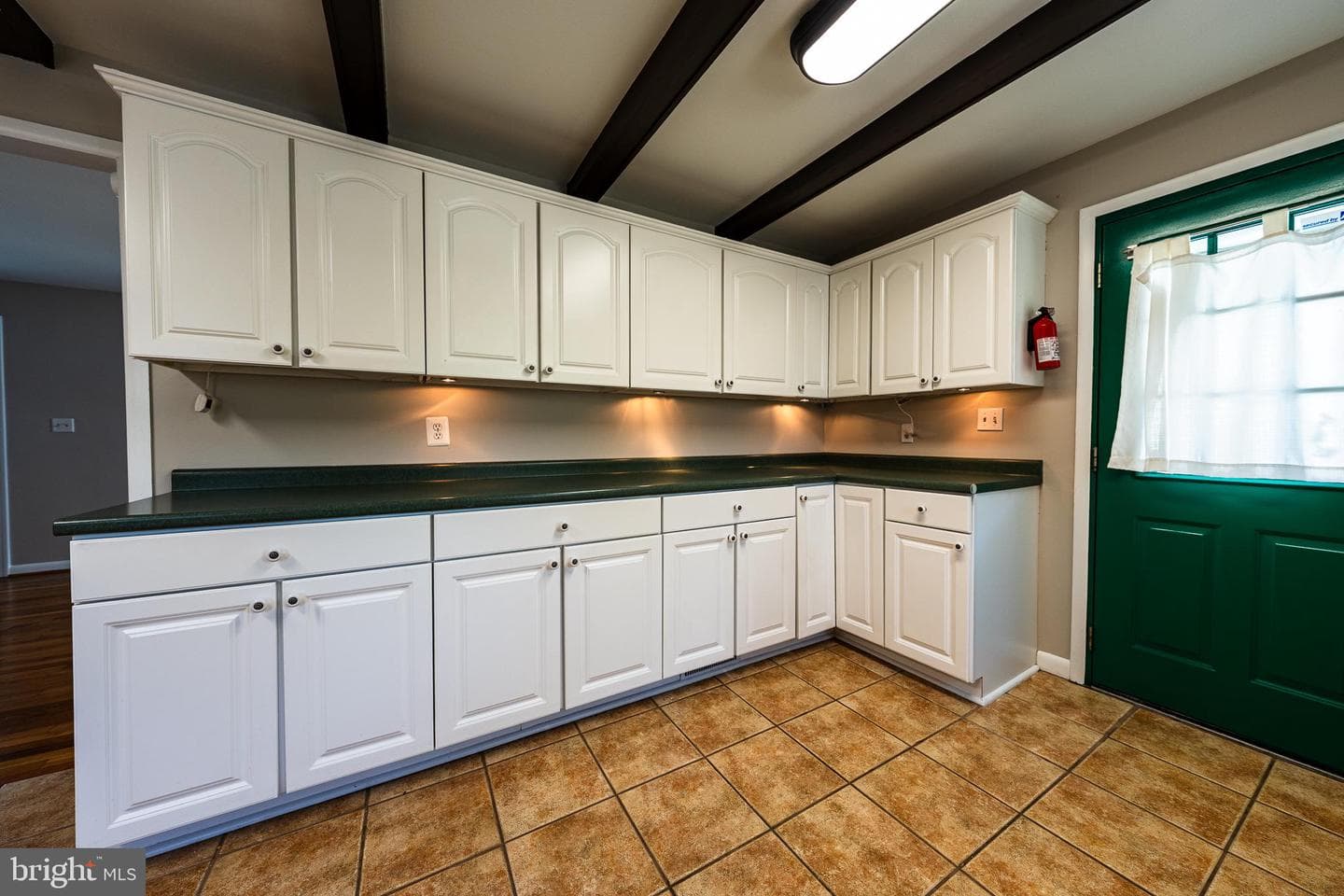 602 Kuethe Road NE photo 5