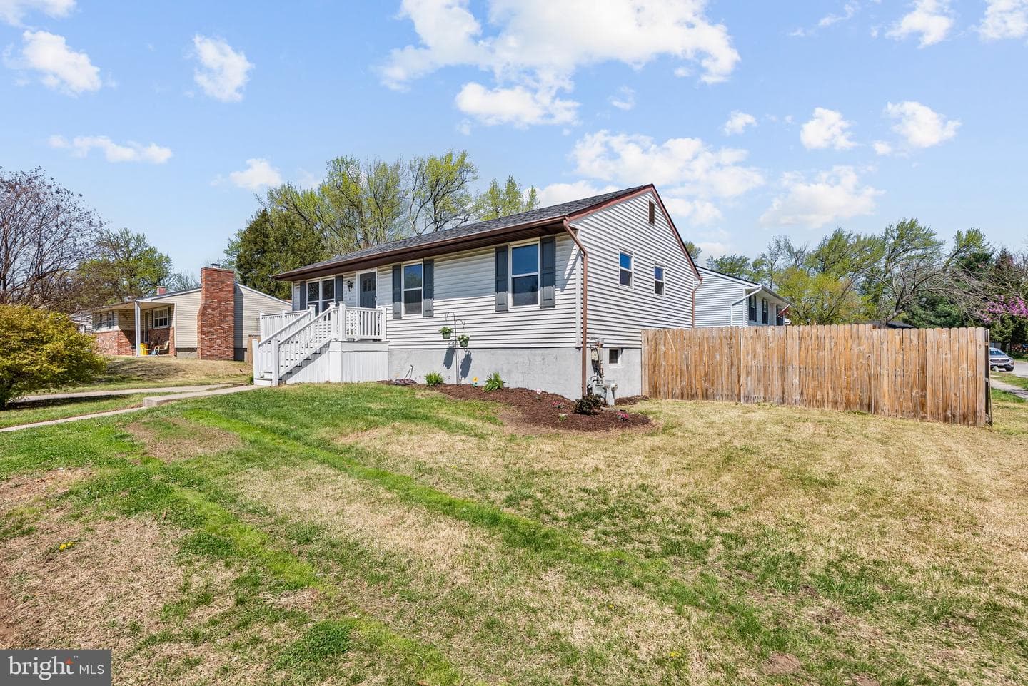 216 Allwood Drive photo 2