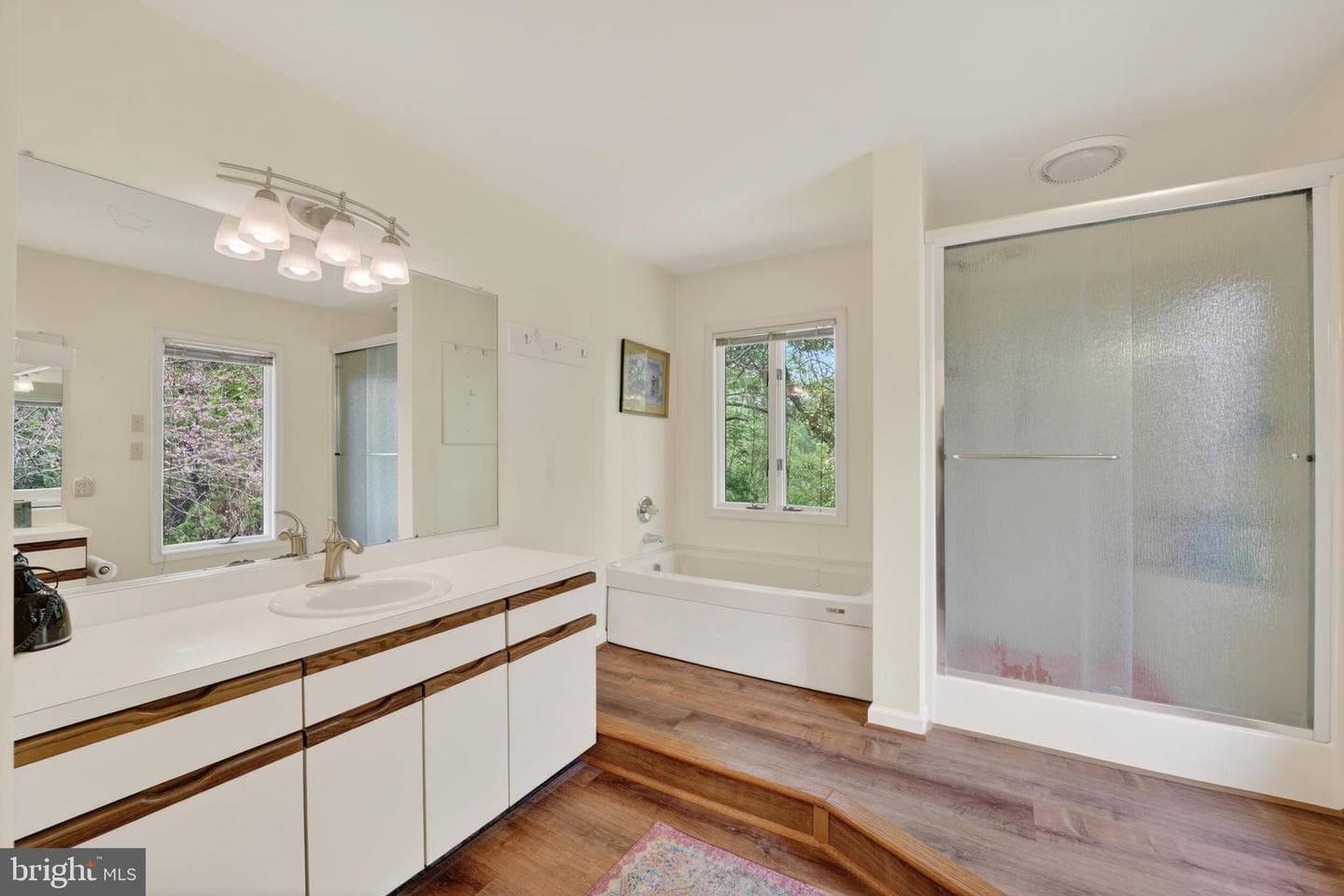 6920 Konrad Court photo 22