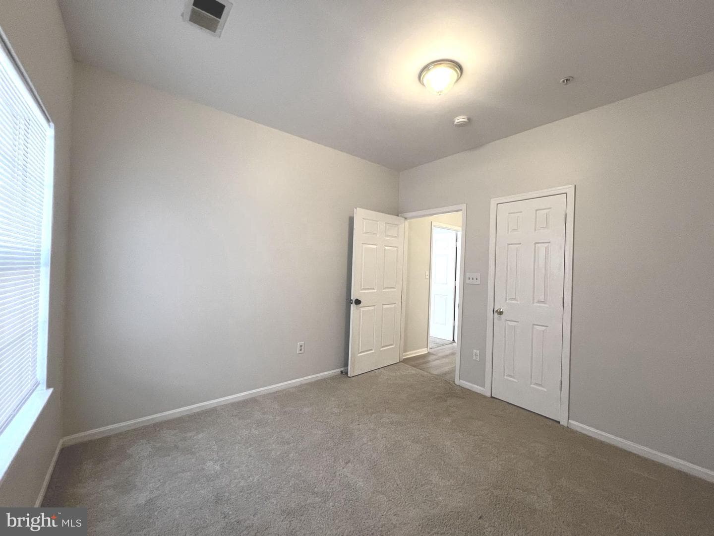 1439 Nestlewood Court photo 17