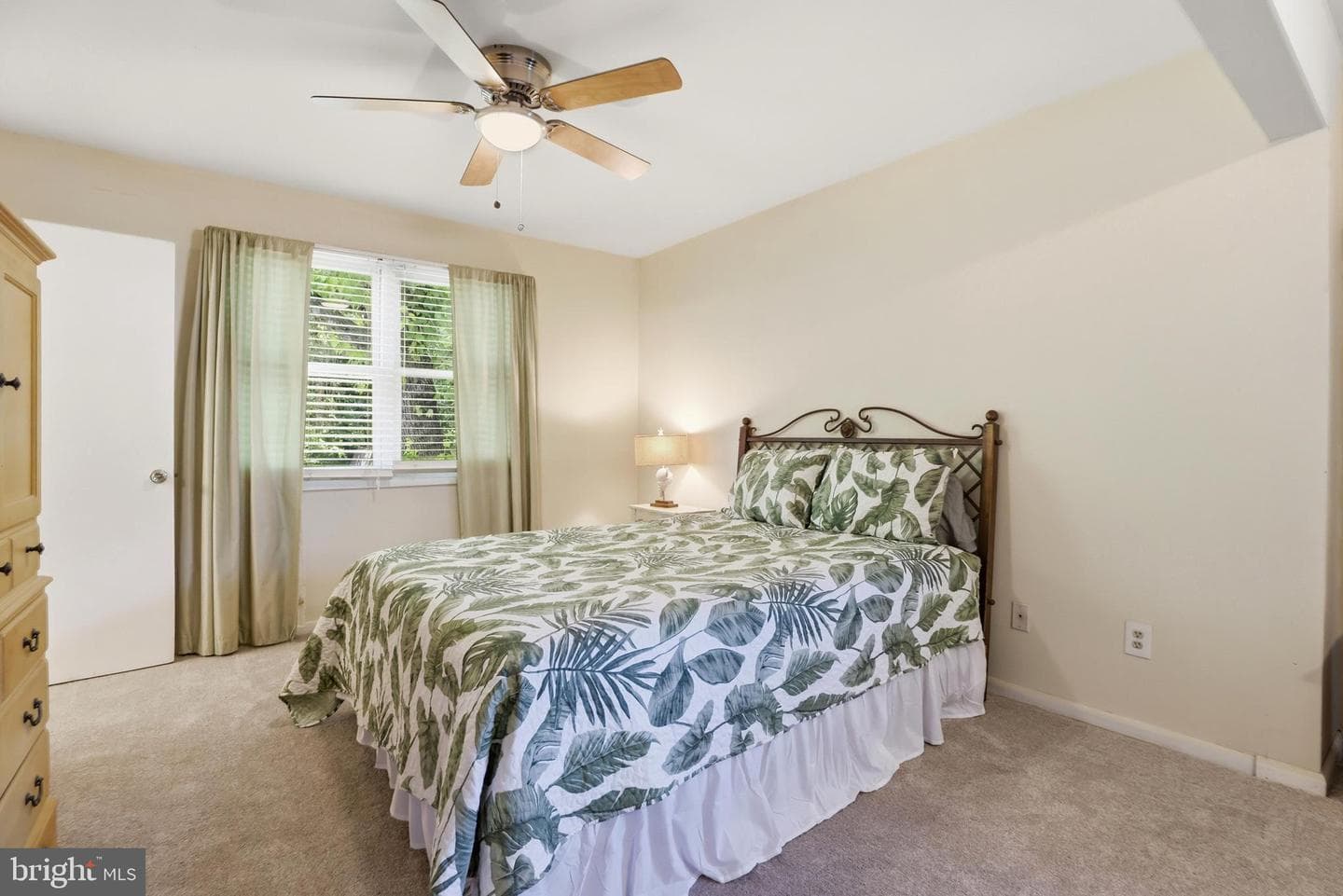 735 Warren Drive photo 22