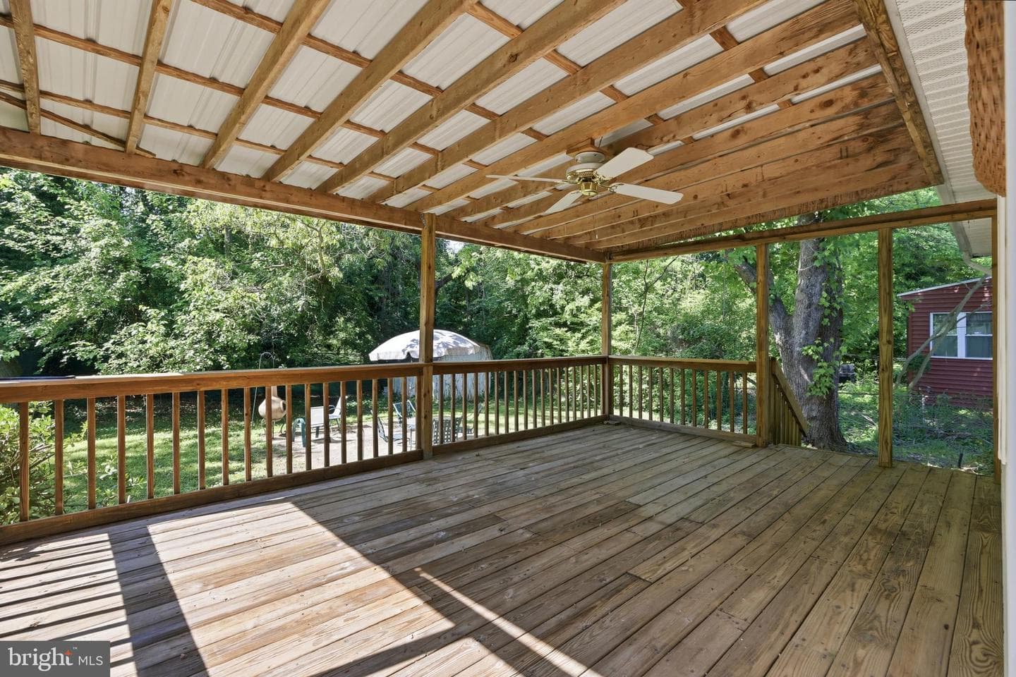 735 Warren Drive photo 42