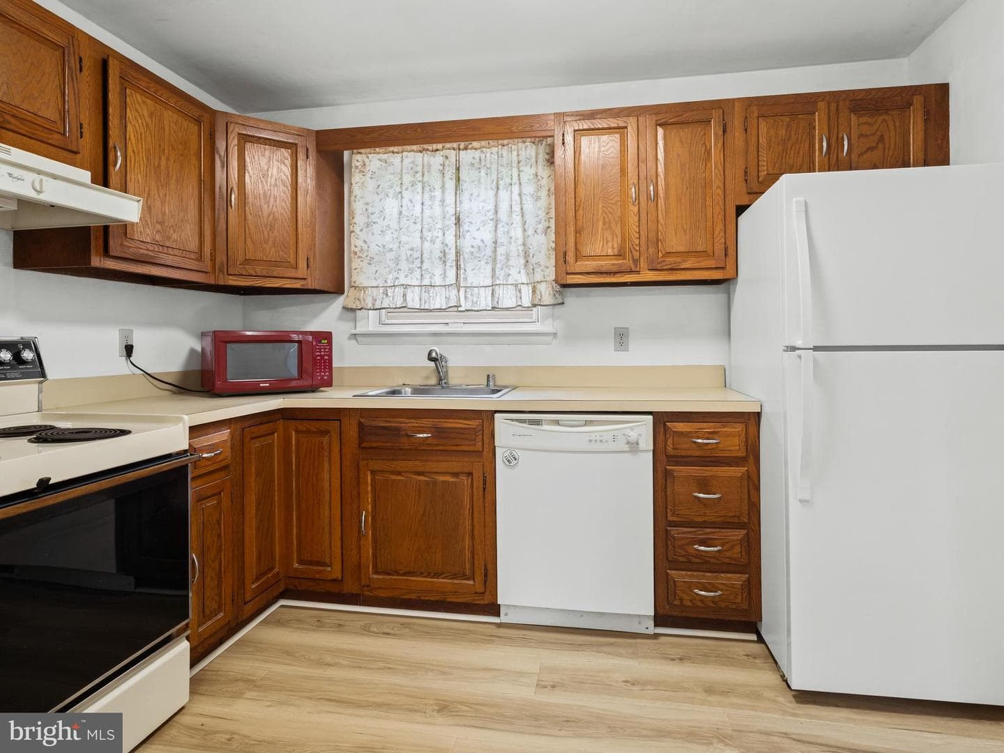 320 Cedar Grove Road photo 5