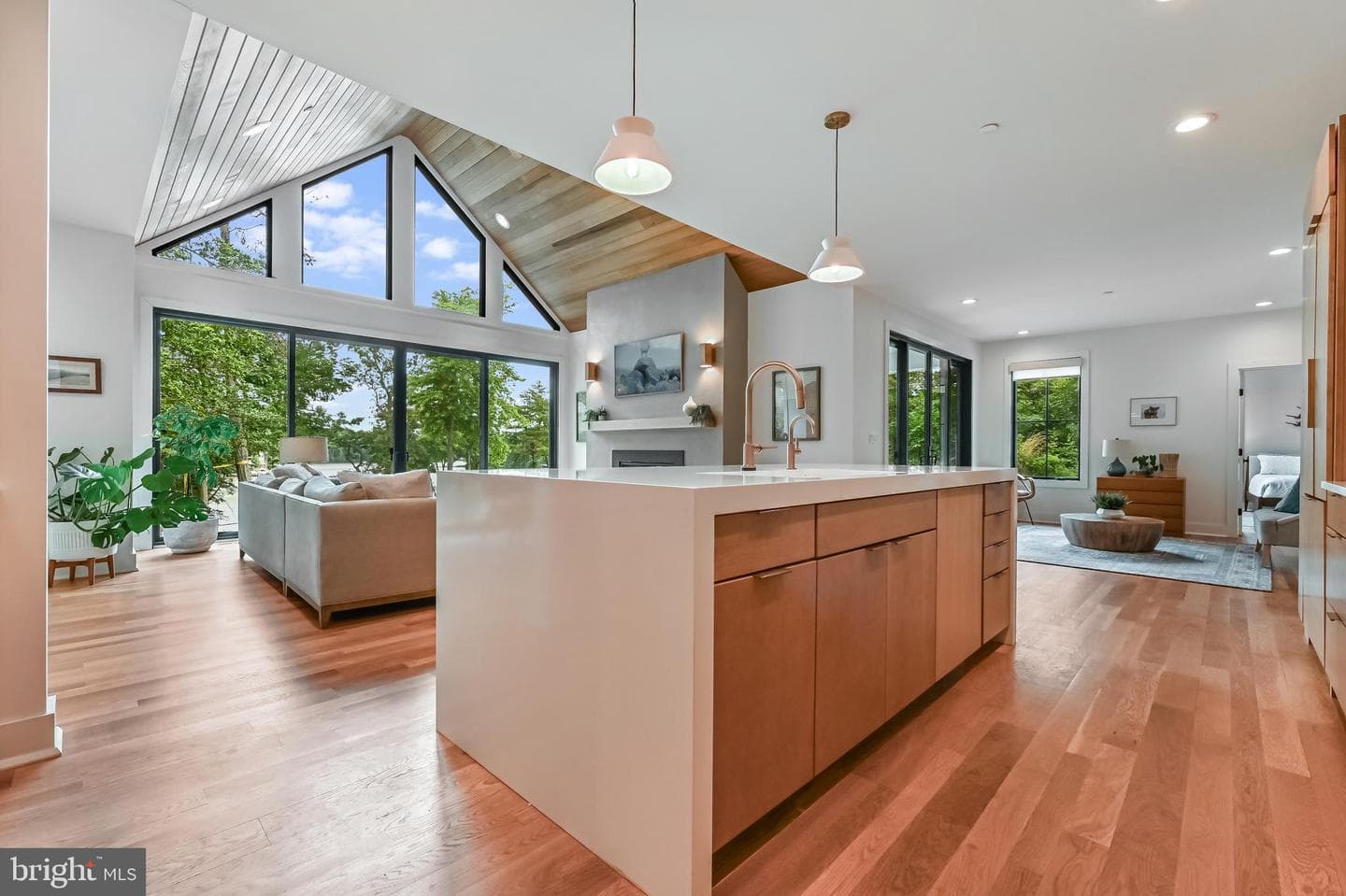 188 Southdown Road photo 32
