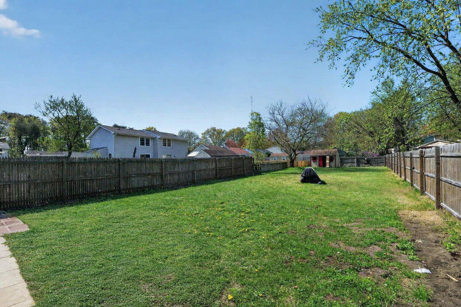 8090 Round Table Court photo 5