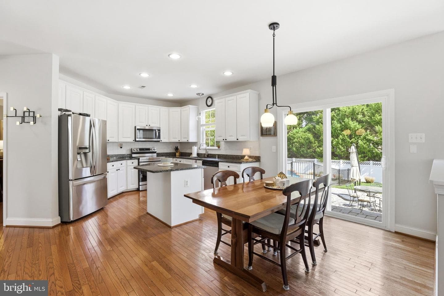 1610 Stern Court photo 23