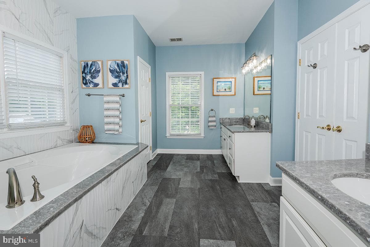 1651 Trawler Lane photo 39