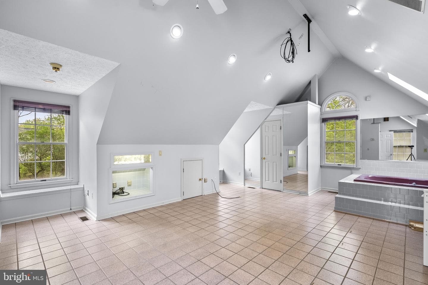230 Ambleside Drive photo 19
