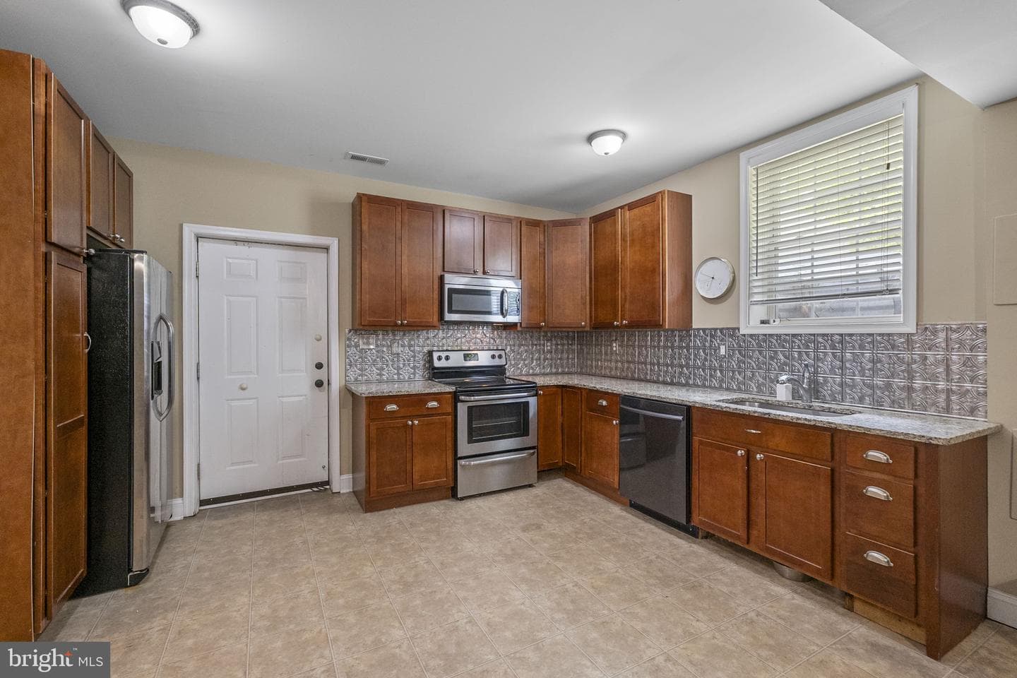 505 Lincoln Drive photo 36