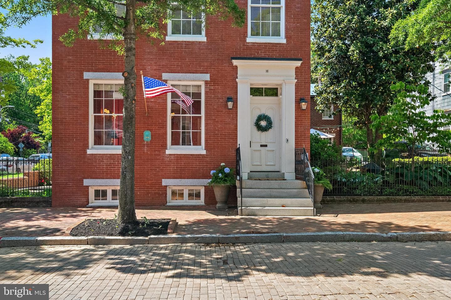16 Maryland Avenue photo 10