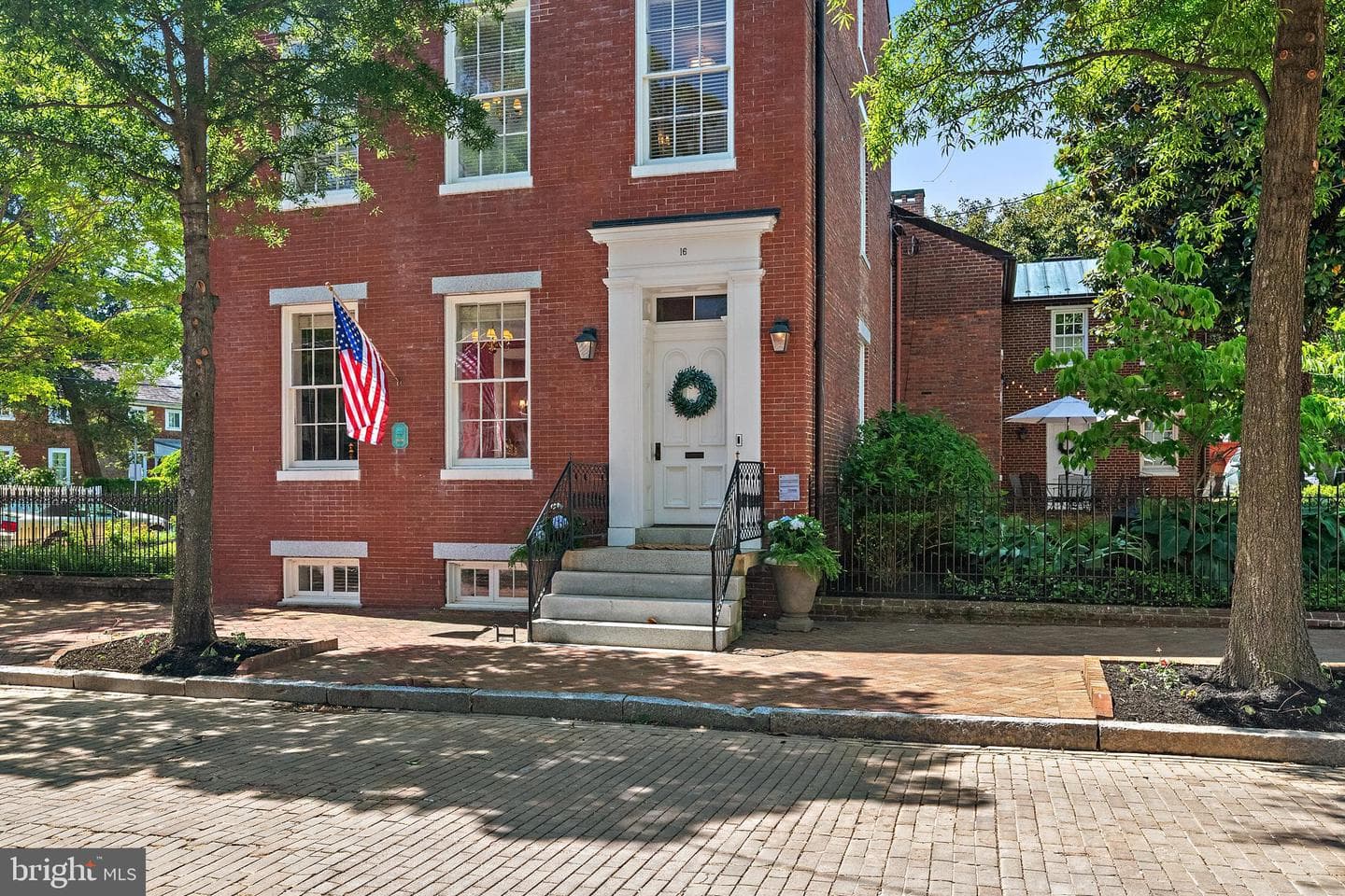 16 Maryland Avenue photo 7
