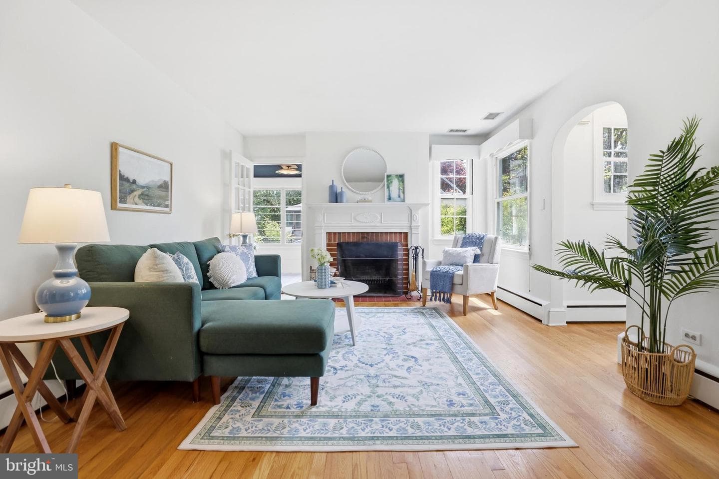 411 Ludlow Road photo 2