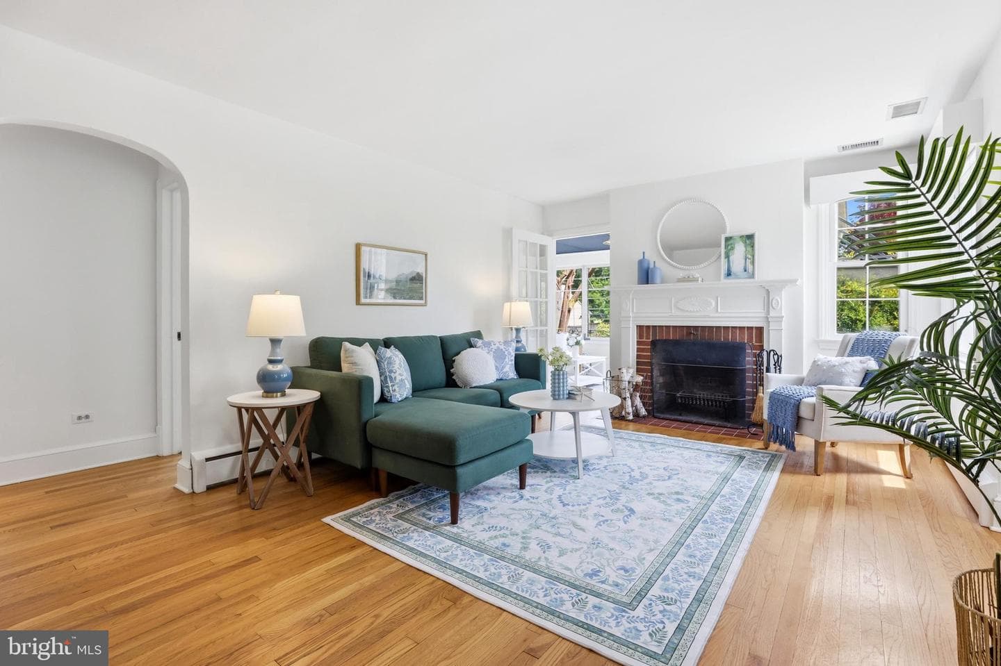 411 Ludlow Road photo 3