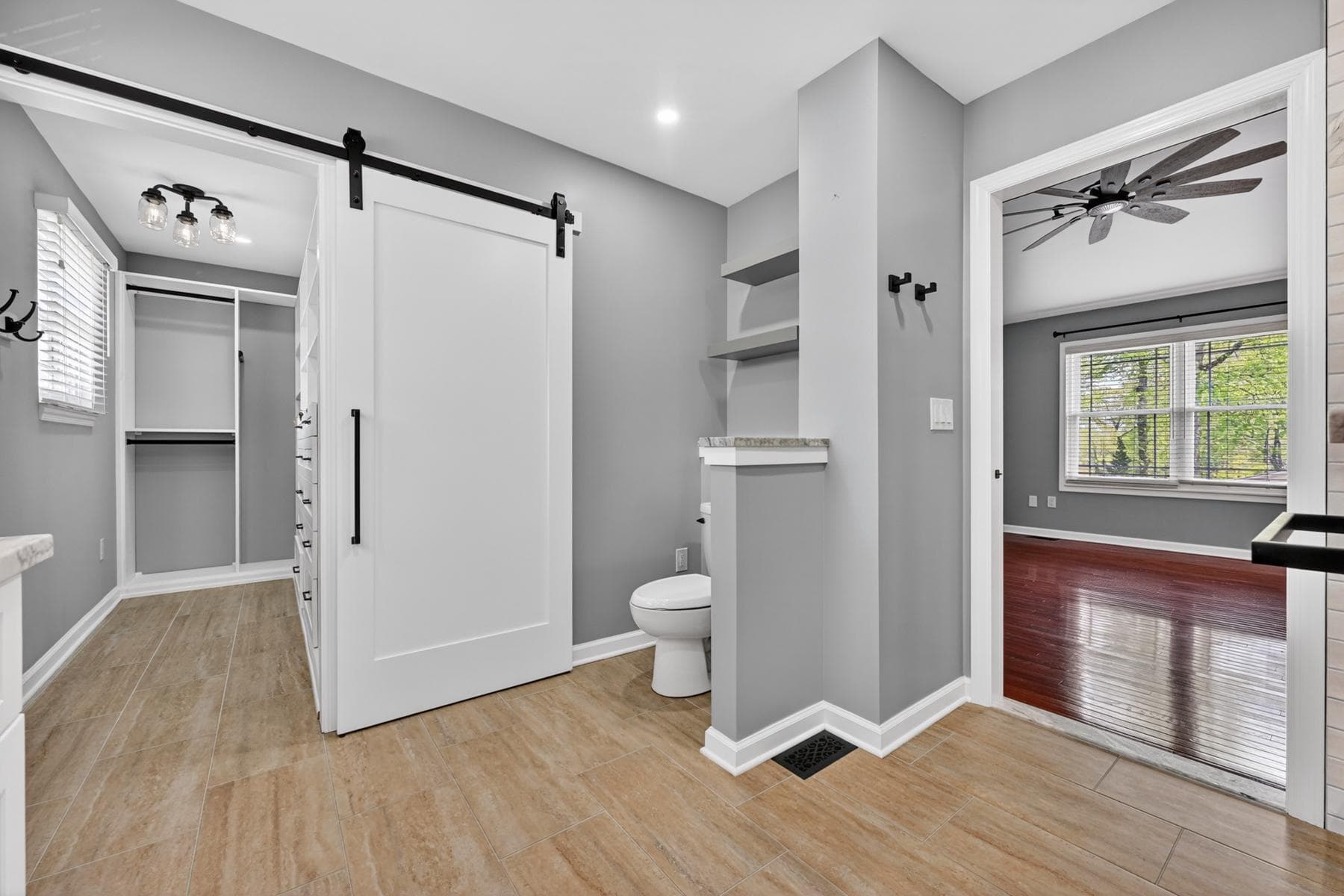 448 Maple Leaf Drive photo 31