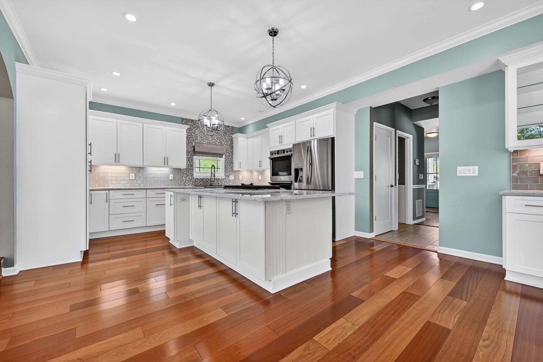 448 Maple Leaf Drive photo 8