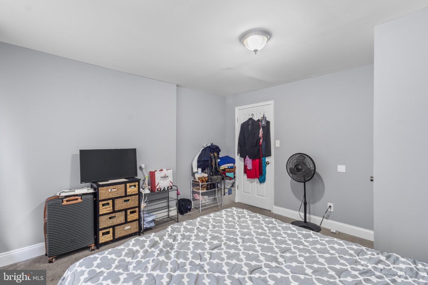 130 W Edgevale Road photo 24