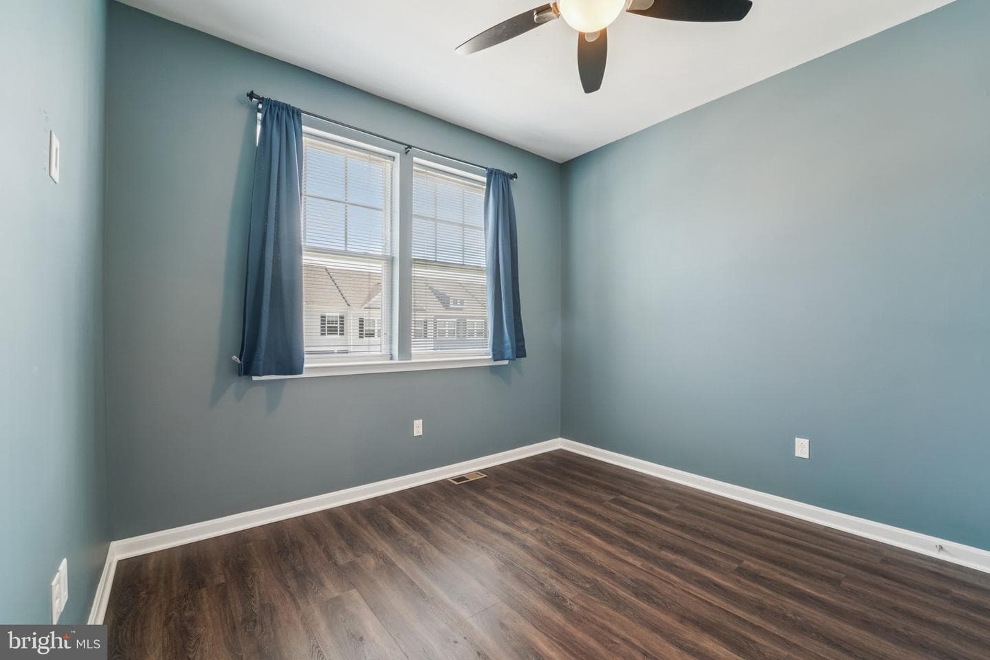 2070 Hinshaw Drive photo 25