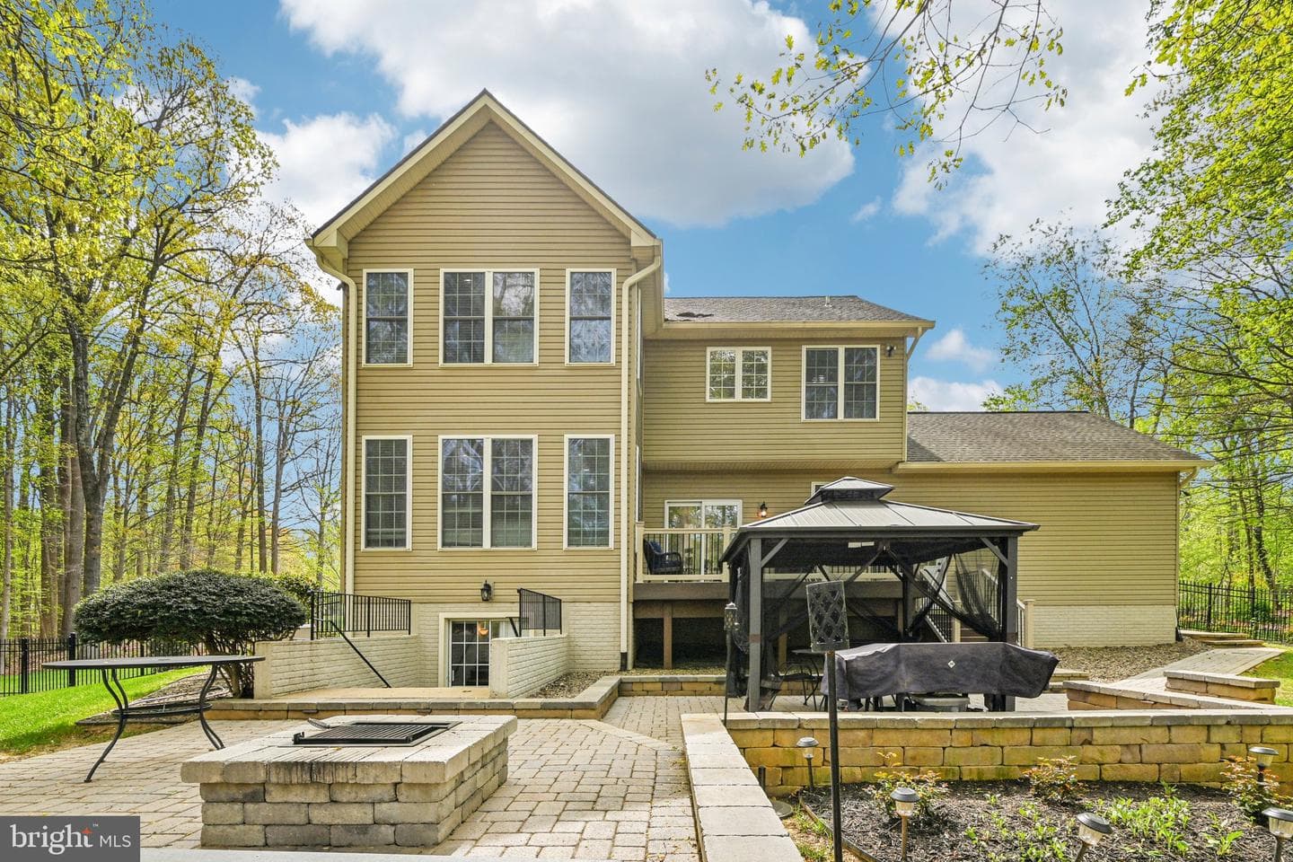 810 Northfield Lane photo 46
