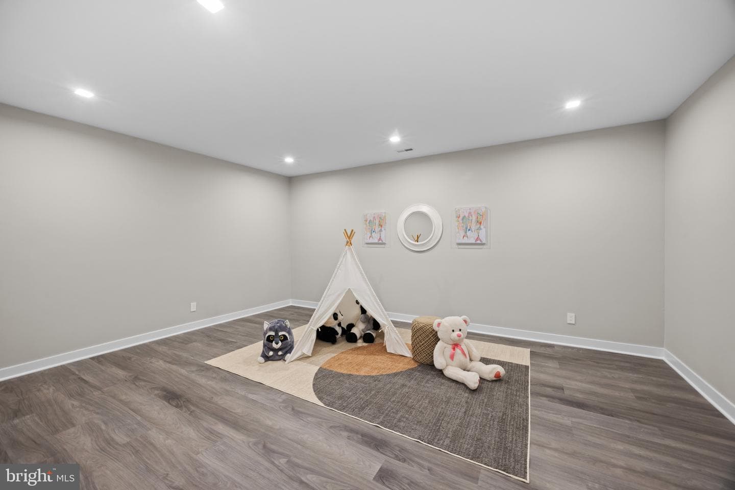 854 Saint Edmonds Place photo 41