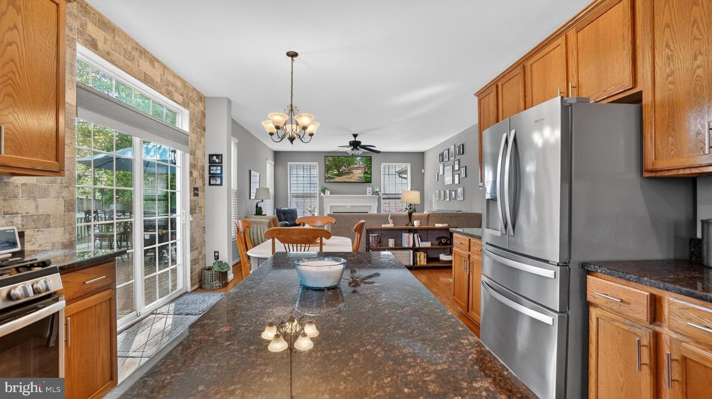 1407 Houndhill Court photo 19
