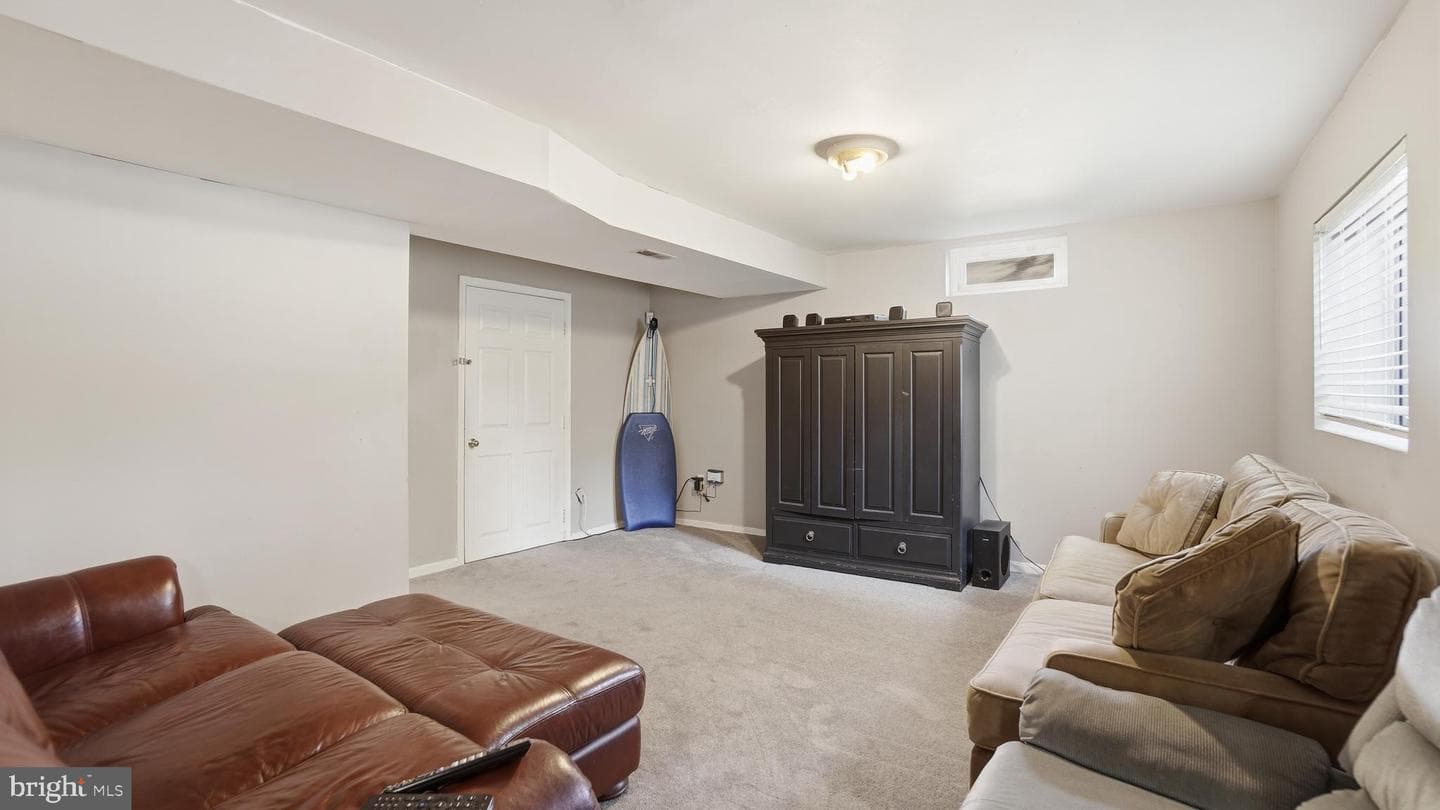 1407 Houndhill Court photo 43