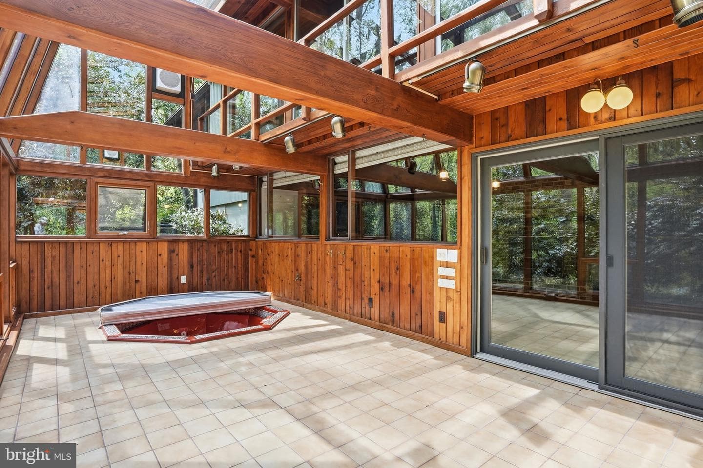 515 Powell Drive photo 17