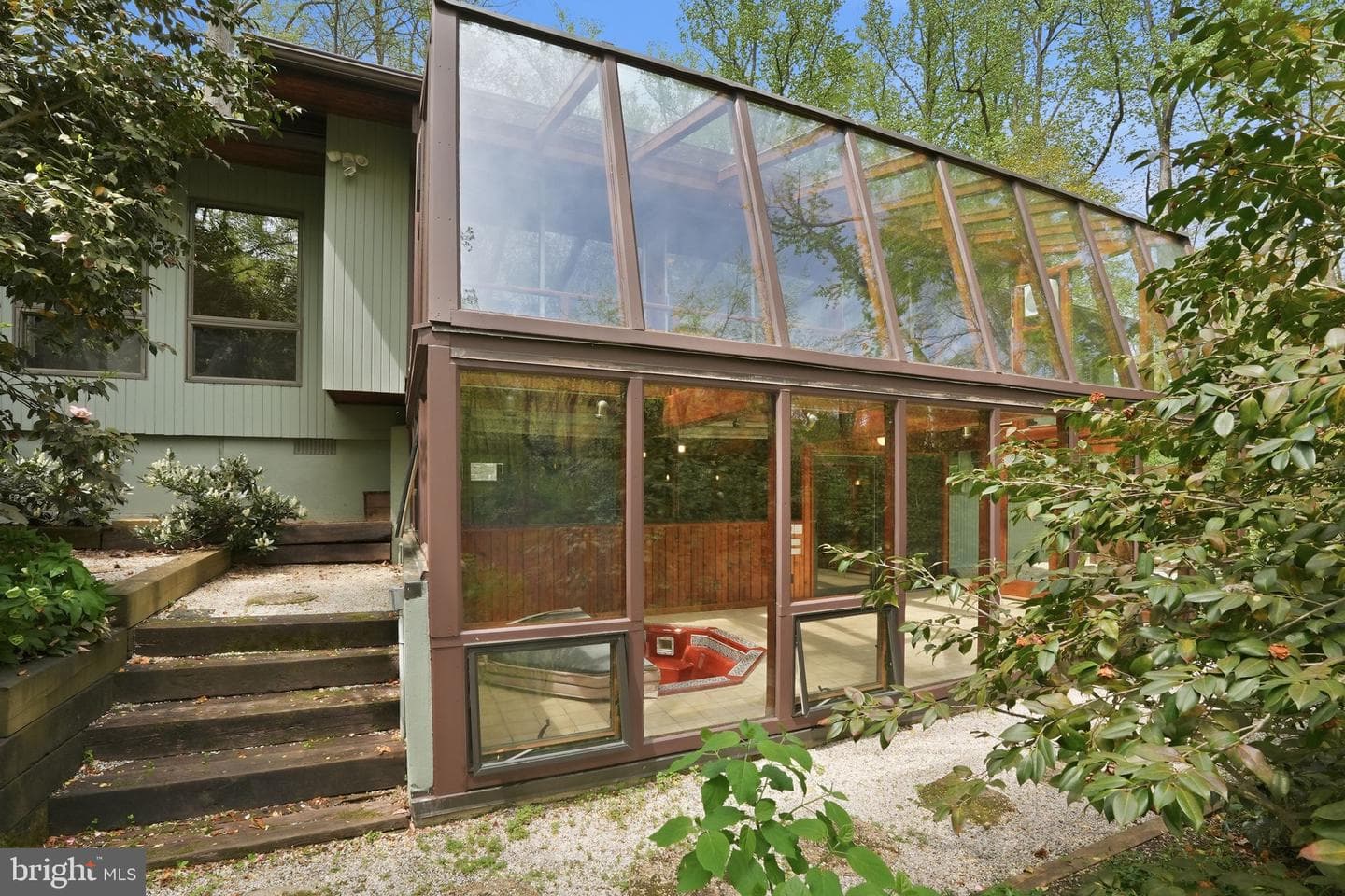 515 Powell Drive photo 27