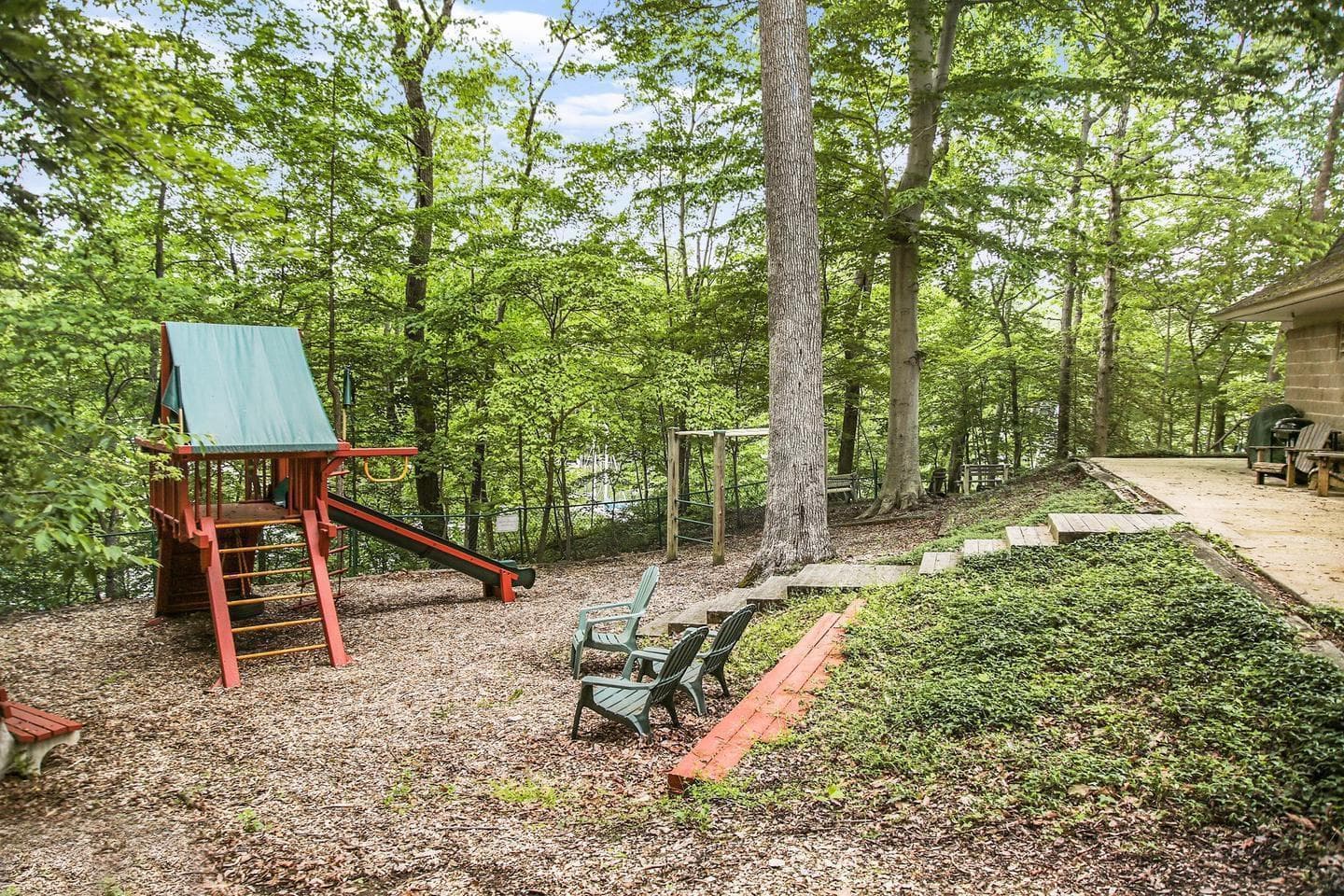515 Powell Drive photo 39
