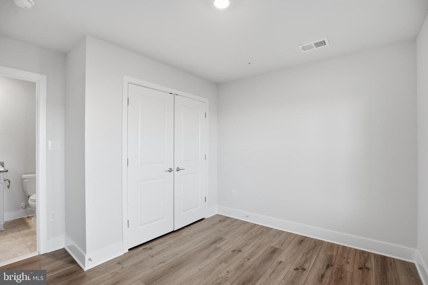 1358 Crested Wood Dr photo 12