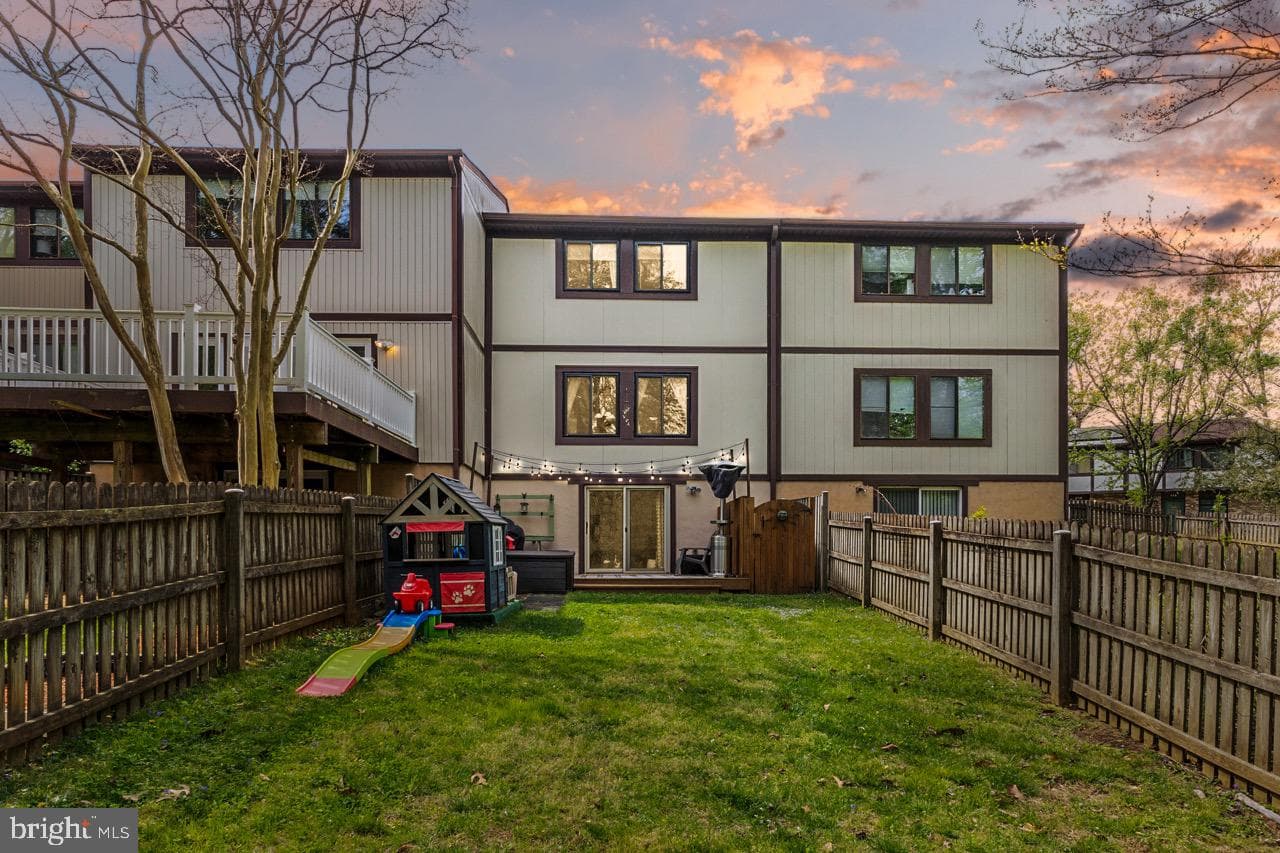 453 Knottwood Court photo 20