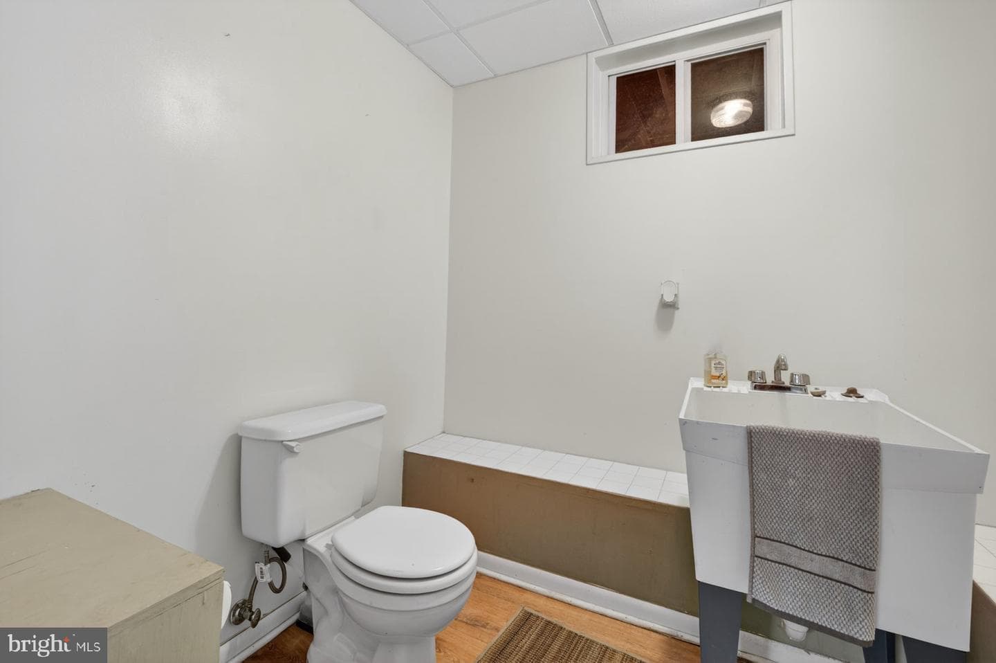 1500 Severn Road photo 43
