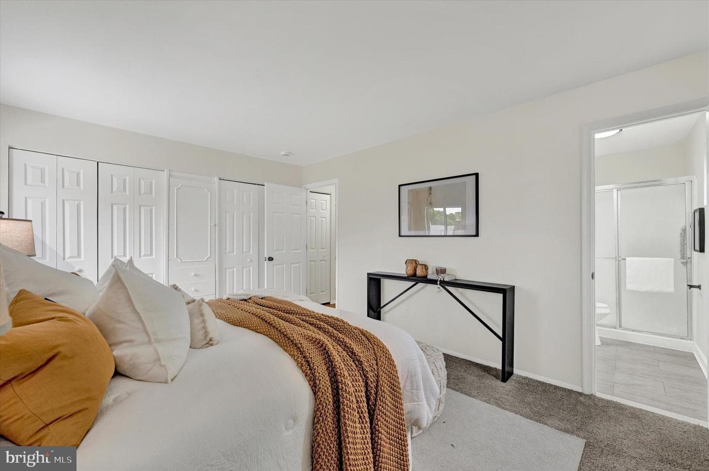 304 Lionsheart Glen photo 15