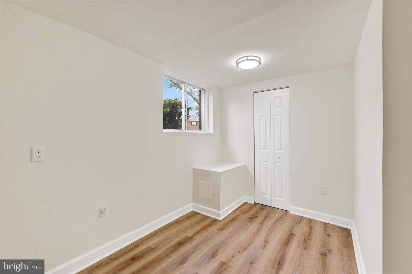 304 Lionsheart Glen photo 24