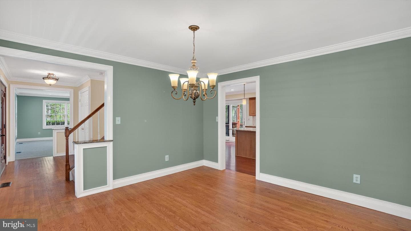 328 Greenridge Drive photo 20