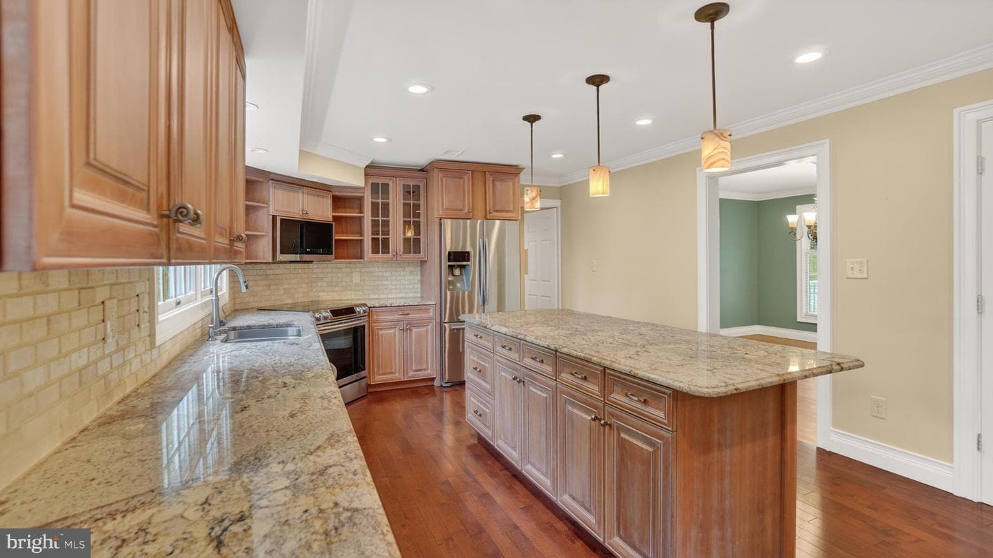 328 Greenridge Drive photo 29