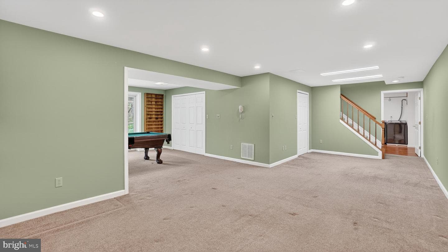 328 Greenridge Drive photo 64